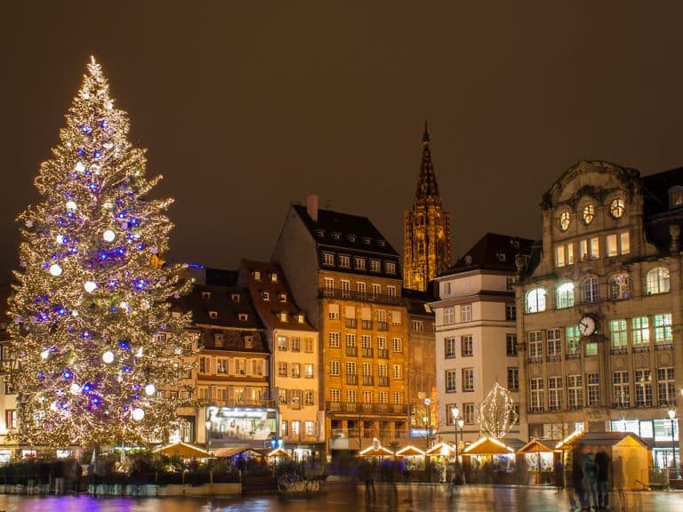 arbre-noel-place-strasbourg