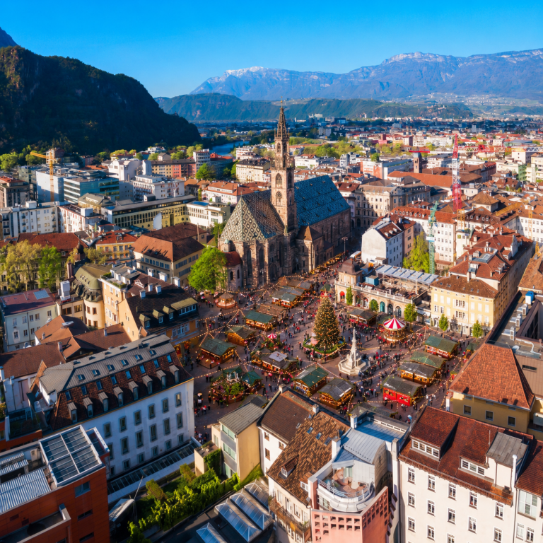 marche-noel-bolzano-maneges-tyrol-du-sud