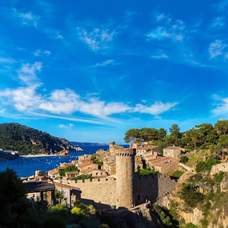 Vila Vella et remparts de Tossa de Mar sur la Costa Brava