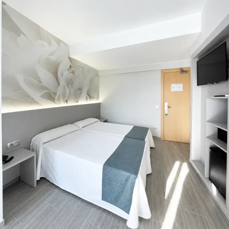 Chambre Supérieure de l’hôtel Maria del Mar 4 étoiles à Lloret de Mar.